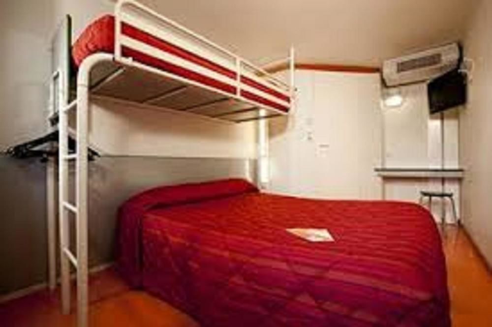 Premiere Classe Niort Est La Creche Ngoại thất bức ảnh