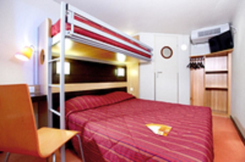 Premiere Classe Niort Est La Creche Ngoại thất bức ảnh