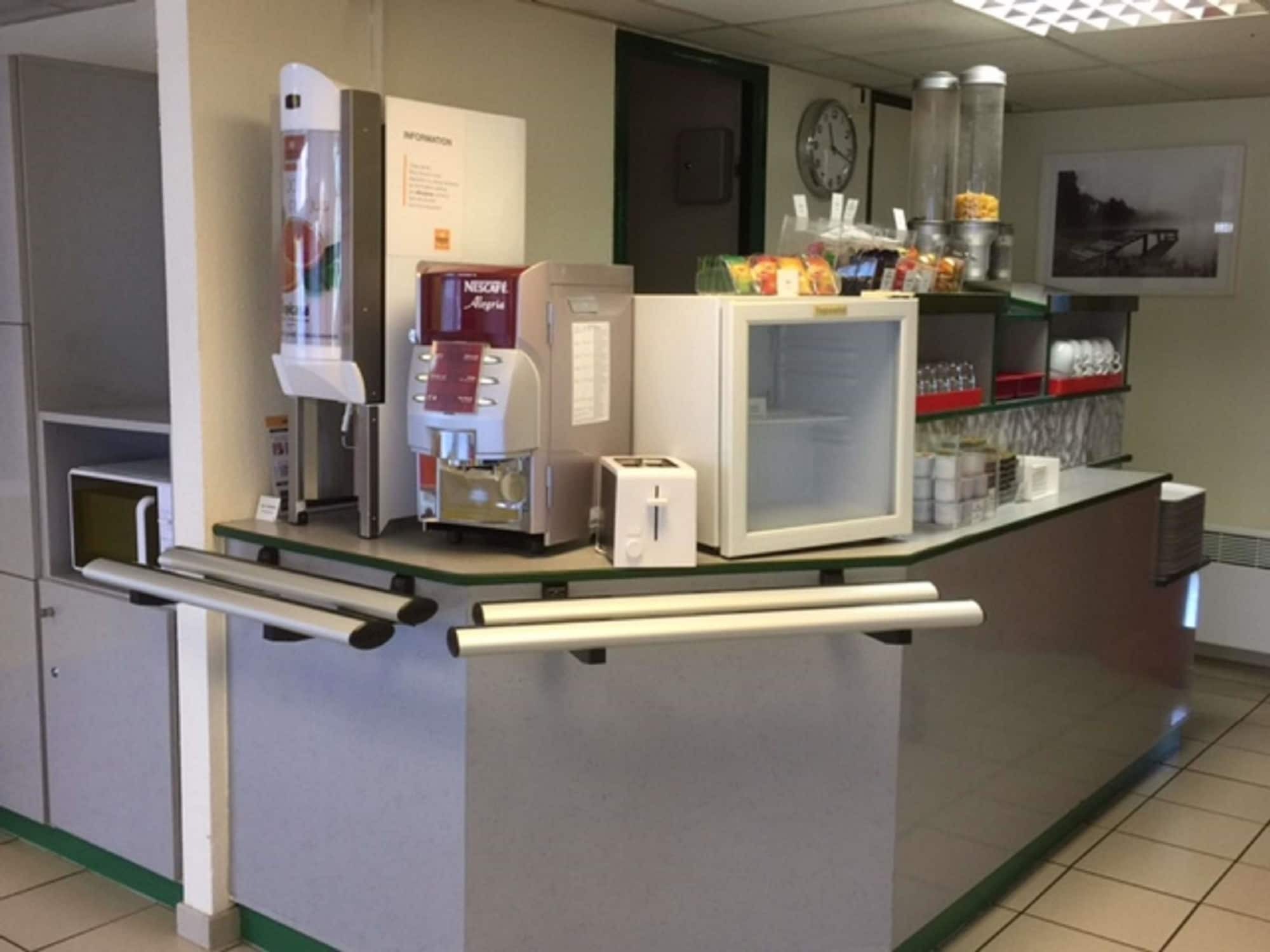 Premiere Classe Niort Est La Creche Ngoại thất bức ảnh